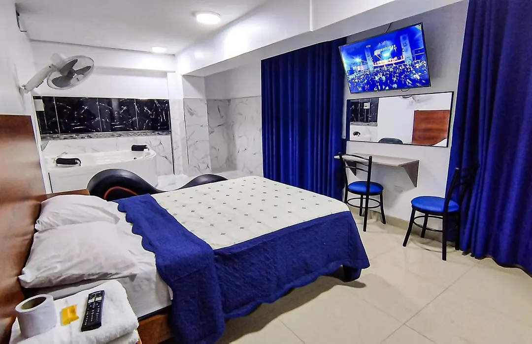 Hostal Villa Real-1