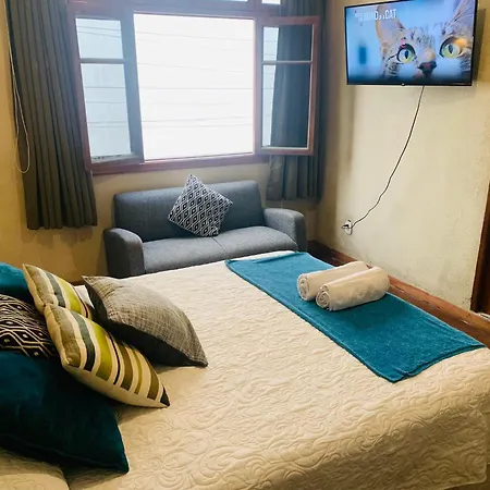 Habitaciones Con Bano Privado En El Centro De Miraflores-3