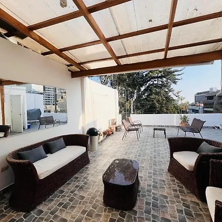 Habitacion Amoblada Y Con Aire Acondicionado Cerca A La Embajada De Usa-2